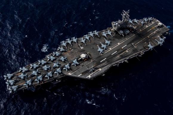 42 2 Tau San Bay Uss Reagan Tien Vao Bien Dong