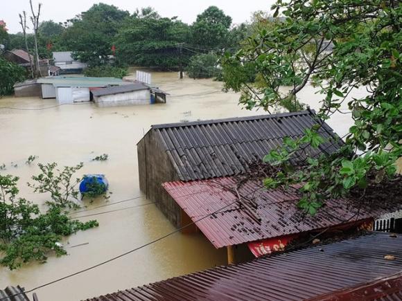 42 1 Quang Binh Thieu Tau Thuyen De Cho Thuc Pham Den Nguoi Dan