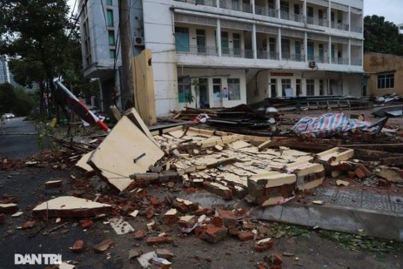 42 10 Duong Pho Da Nang Ngon Ngang Cay Xanh Nga Do La Liet Sau Bao