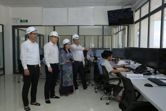 42 2 Nha May Dien Mat Troi Lon Nhat Dong Nam A Van Hanh
