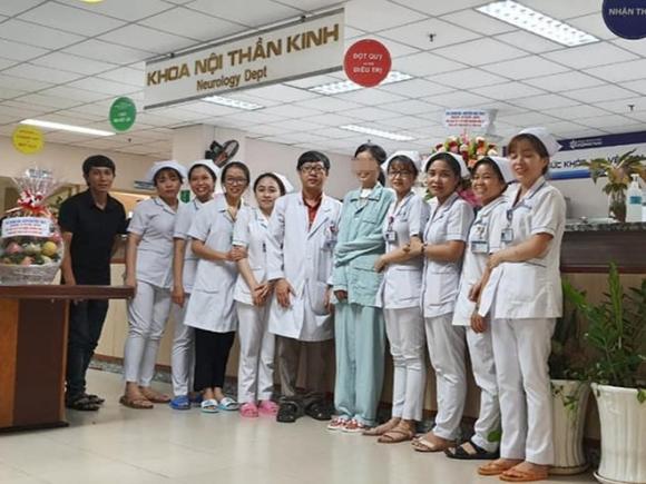 42 1 4 Thang Nam Vien Benh Nhan Ngo Doc Pate Minh Chay Ton 400 Trieu Dong