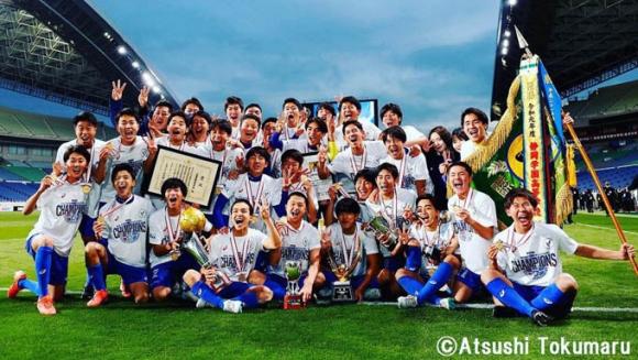 42 4 Tung Bi Dam Dong Cuoi Nhao Cau Be Nhat Ban Doi Doi Sau Loi Noi Chan Thanh Cua Ronaldo