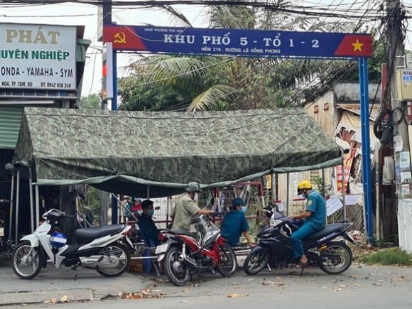 42 1 Tim F1 F2 Trong 16000 Sinh Vien Hang Tram Giang Vien O Binh Duong