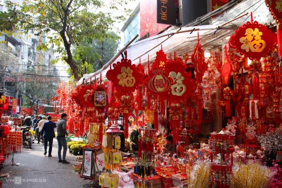 42 3 Khac Biet Thu Choi Cay Canh Tet Giua Ha Noi Va Sai Gon