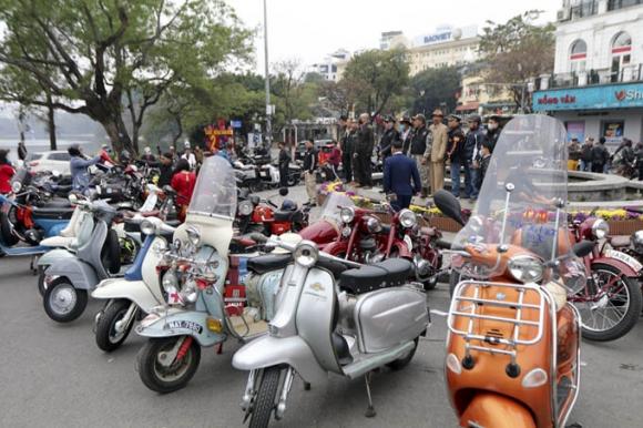 42 10 Mot Ha Noi Binh Yen La Thuong Sang Mung 1 Tet Tan Suu