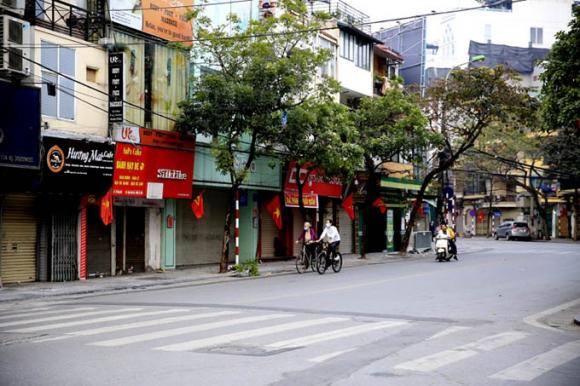 42 7 Mot Ha Noi Binh Yen La Thuong Sang Mung 1 Tet Tan Suu