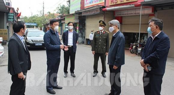 42 3 Hai Duong Phe Binh Hang Loat Lanh Dao Lo La Phong Dich Covid  19