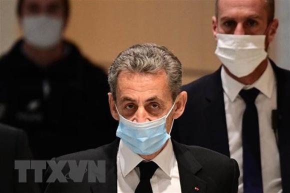 42 1 Cuu Tong Thong Phap Sarkozy Linh An 3 Nam Tu Giam Vi Toi Tham Nhung