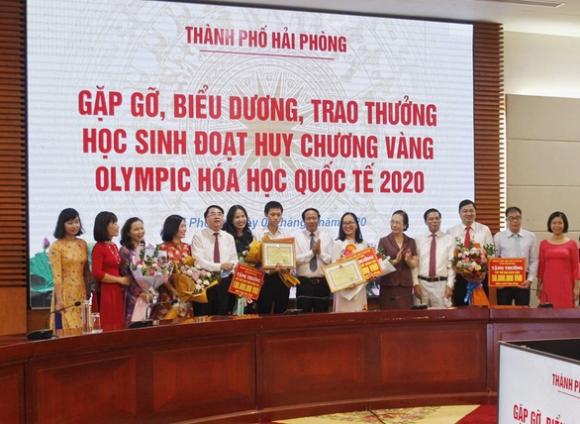 42 1 Hai Phong Chi Gan 5 Ti Thuong Hoc Sinh Giao Vien Doat Giai Cao