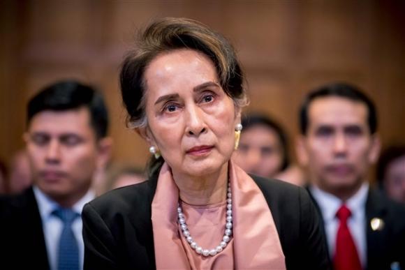 42 1 Ba Aung San Suu Kyi Bi Cao Buoc Nhan Hoi Lo Hon Nua Trieu Usd