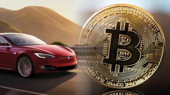 42 1 Elon Musk Da Co The Mua Xe Tesla Bang Bitcoin