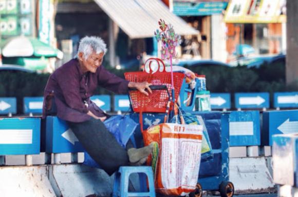 42 1 Tuoi Gia Nhieu Lo Au Cua Nguoi Viet