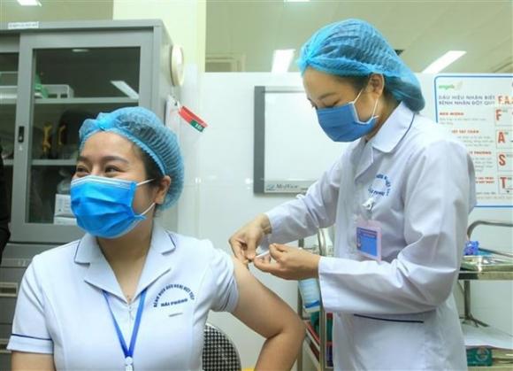 42 1 Gan 50000 Nguoi Viet Da Duoc Tiem Vaccine Covid 19