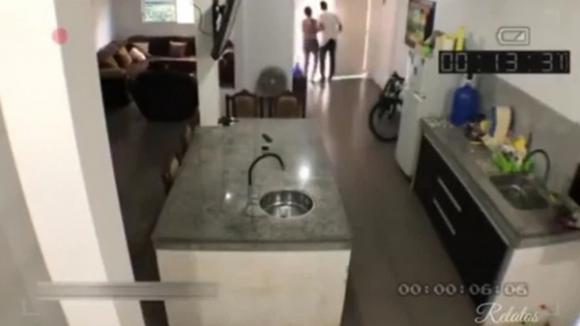 42 7 Dan Ga Dan Ong Khac Den Nha Tinh Tu Thi Chong Di Lam Ve Vo Tung Chieu Giup Nhan Tinh Tau Thoat Chang Ngo Bi Camera Vach Mat