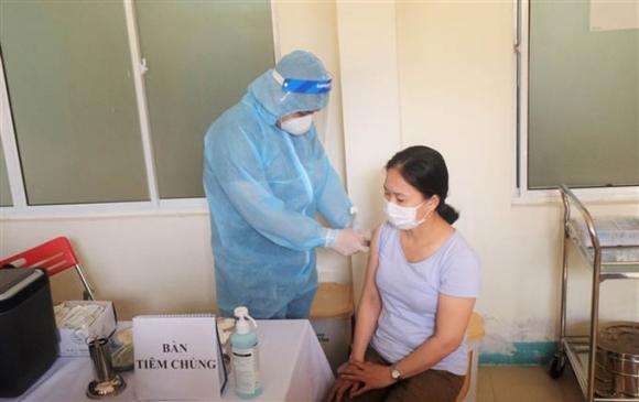 42 3 Hon 55000 Nguoi Viet Nam Tiem Vaccine Covid 19 Astrazeneca An Toan