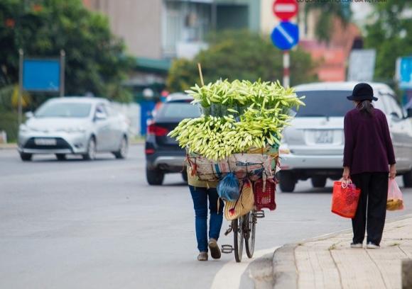 42 7 Ha Noi Xao Xuyen Nhung Xe Hoa Loa Ken Cho Nguon Song Cua Nhieu Lao Dong Ngoai Tinh