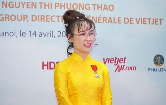 42 1 Ba Nguyen Thi Phuong Thao Nhan Huan Chuong Bac Dau Boi Tinh