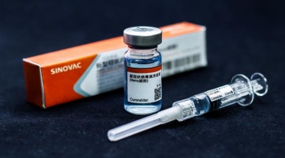 42 2 Ema Bat Dau Tham Dinh Vaccine Cua Hang Sinovac