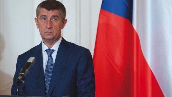 1 Thu Tuong Czech Doi Mat Nguy Co Dieu Tra Hinh Su