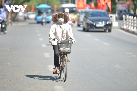 13 Duong Pho Ha Noi Nang Nong Nhuchao Lua