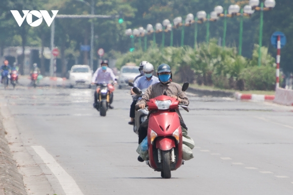 2 Duong Pho Ha Noi Nang Nong Nhuchao Lua