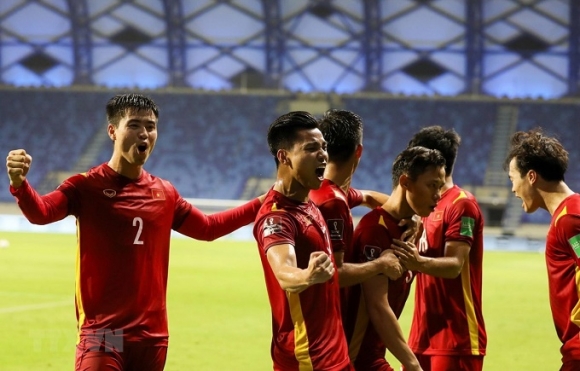 1 Thang Malaysia Tuyen Viet Nam Thang Tien Tren Bang Xep Hang Fifa