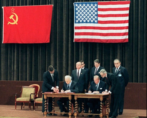 2 Thuong Dinh Nga My Va Hoi Uc Ve Cuoc Gap Lich Su Reagan Gorbachev Nam 1985