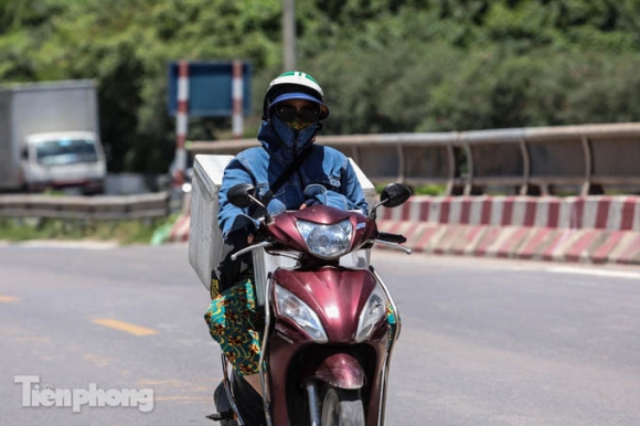 5 Ha Noi Nong Nung Nguoi Trong Ngay Do Lua Nhiet Do Ngoai Troi Len Toi 55 Do