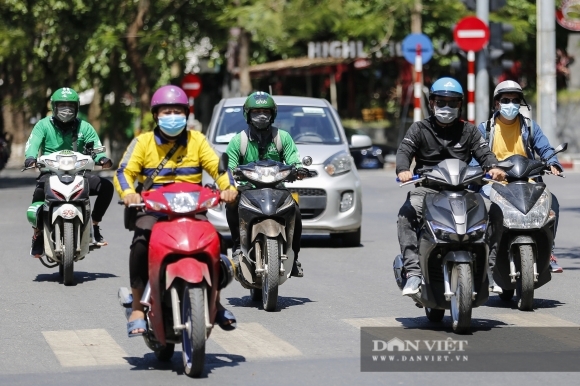 11 Ha Noi Nhiet Do Mat Duong Nong Hon 60 Do C Khien Ao Anh Xuat Hien