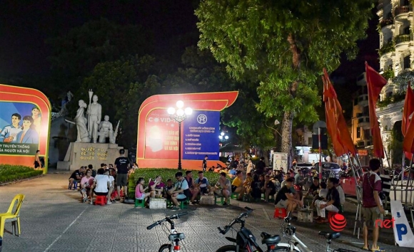 10 Vua Duoc Noi Long Hang Quan Pho Co Ha Noi Lai Nao Nhiet Sau Gio Gioi Nghiem