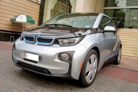 1 Bmw I3   Xe Dien Dau Tien Va Duy Nhat Tai Viet Nam