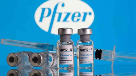 1 Pfizer Phat Trien Vac Xin Dac Hieu Voi Bien Chung Delta