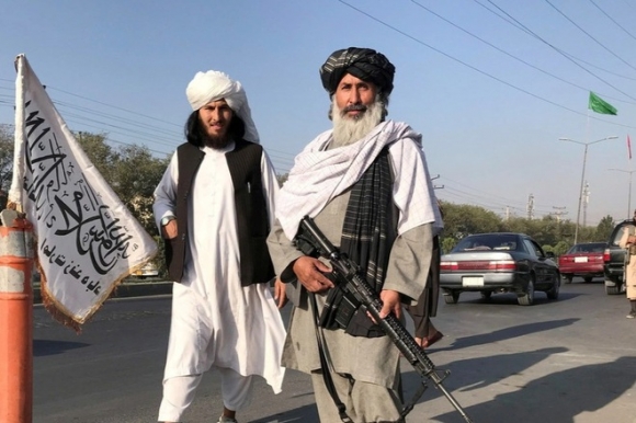 1 Taliban Gui Thu Bao Tu Cho Nguoi Afghanistan Tung Lam Viec Voi Phuong Tay