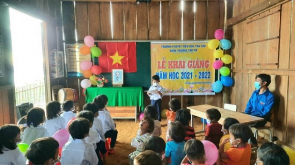 5 Le Khai Giang Dac Biet Tren Reo Cao Voi To Mi Quang Co Giao Nau Thet Dai Hoc Tro