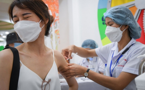 1 Ha Noi Dang Than Toc Tiem Chung Va Xet Nghiem Toan Dan Nhu The Nao