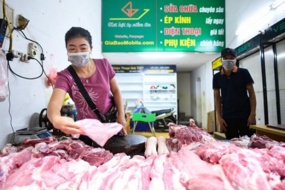 8 Tiem Cat Toc Phu Kien Dien Thoai Chuyen Sang Ban Rau Cu Qua