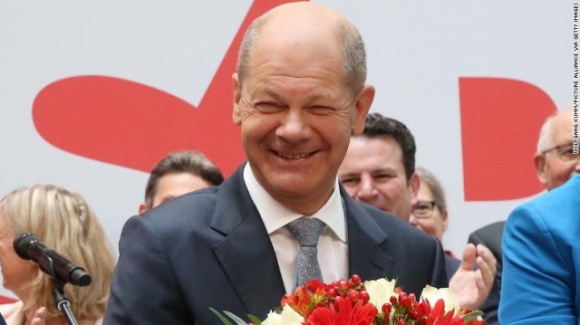 1 Olaf Scholz  Ung Cu Vien Sang Gia Thay The Thu Tuong Duc Angela Merkel