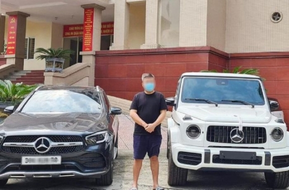 1 Can Canh Dan Sieu Xe Va Ca Vali Tien Bi Thu Giu Cua Ong Trum Co Bac Ngan Ti
