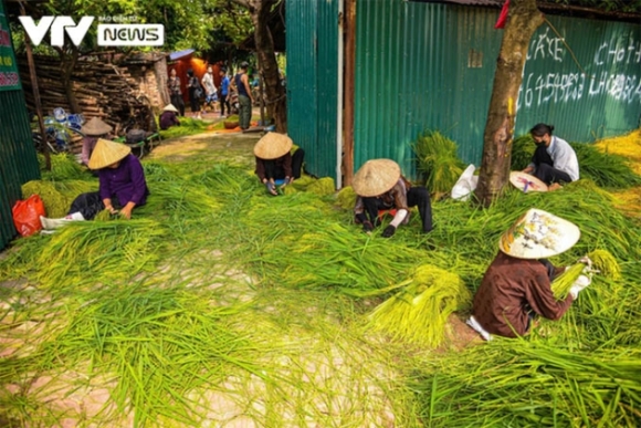 2 Bep Lang Nhon Nhip Vi Dac San Mua Thu Ha Noi