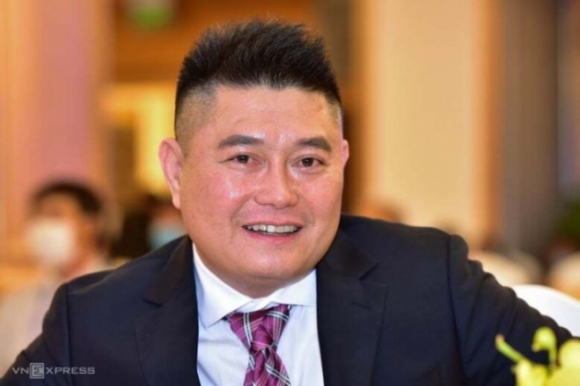 6 He Lo Khoi Tai San Khung Khiep Cua Vi Dai Gia Muon Nhan Nuoi Ho Van Cuong Khien Cdm Choang Vang