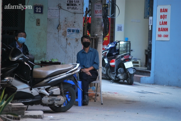 4 Ha Noi Phong Toa Quan Cat Toc Goi Dau Khan Tim Nguoi Lien Quan F0 O Ha Dong