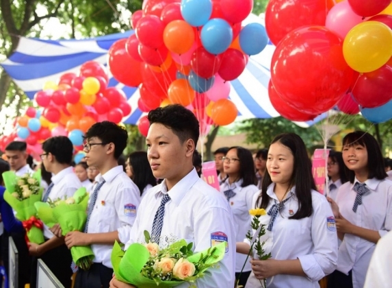 1 Ha Noi Cho Hoc Sinh Nhieu Khoi Lop Di Hoc Tro Lai Tu 811