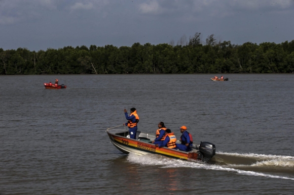 1 Tau Cho 60 Nguoi Di Cu Indonesia Gap Nan Ngoai Khoi Malaysia