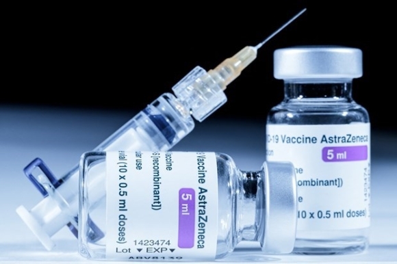 1 Lieu Tang Cuong Vaccine Astrazeneca Hieu Qua Voi Bien The Omicron