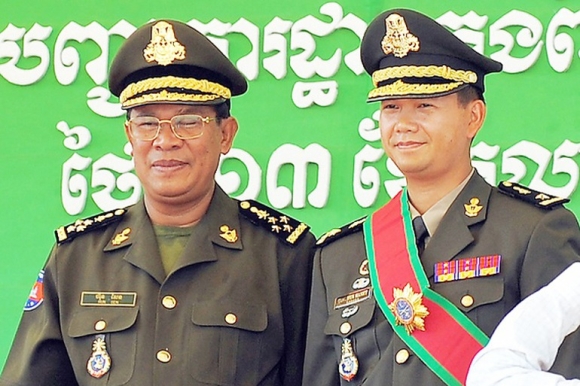 2 Ong Hun Sen Khoe Buc Thu Con Trai Ca Tung Gui Khi Du Hoc My