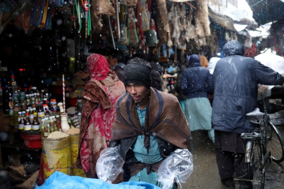 1 Lien Minh Chau Au Tro Lai Kabul Voi Hien Dien Toi Thieu