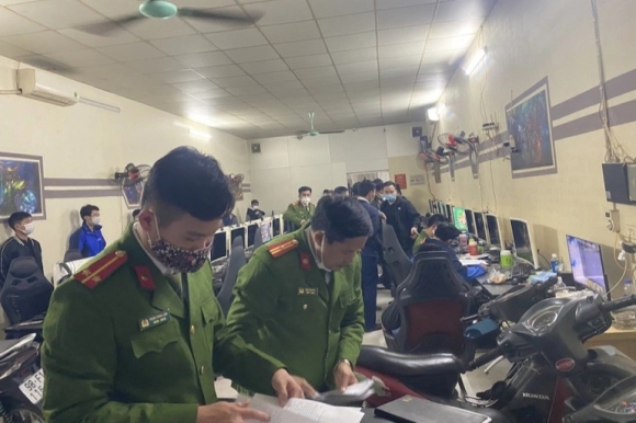 2 Triet Pha Duong Day Ban Ve May Bay Gia Cho Nguoi Viet Nam O Nuoc Ngoai