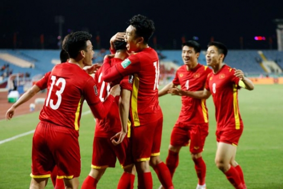 1 Tuyen Viet Nam Tro Lai Top 100 Fifa Sau Tran Thang Trung Quoc