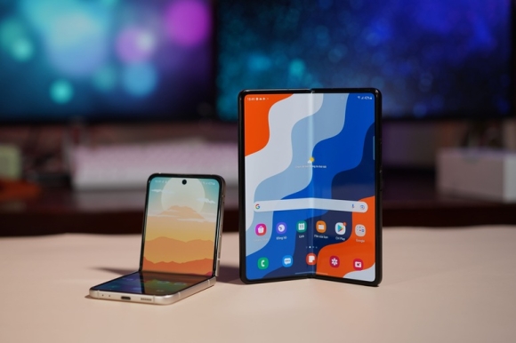 4 Smartphone Co The Thong Minh Hon Nhu The Nao