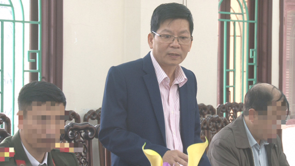 1 Tung Noi Khong Nhan Dong Hoa Hong Nao Giam Doc Cdc Nam Dinh Vua Bi Bat Lien Quan Vu Viet A